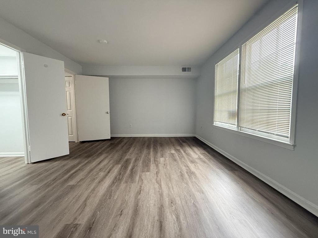 784 Quince Orchard Boulevard - Photo 17