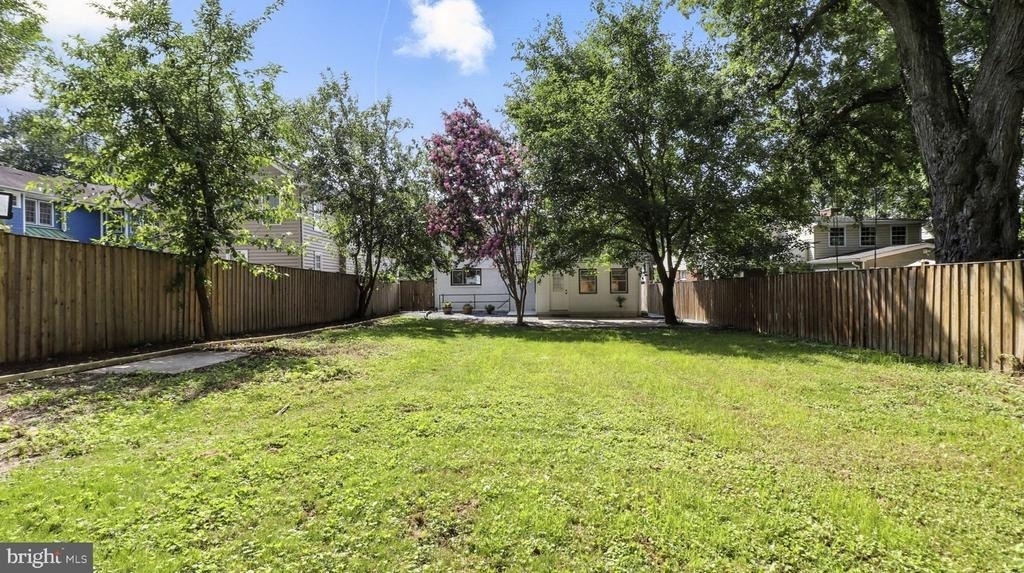 10313 Summit Avenue - Photo 19