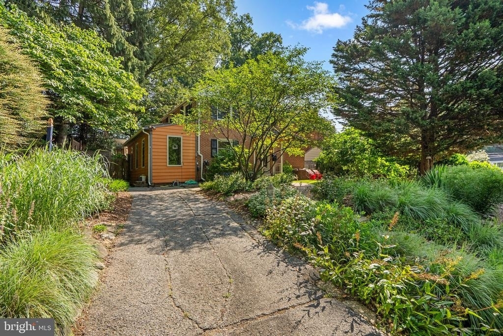 9311 Woodland Drive - Photo 3