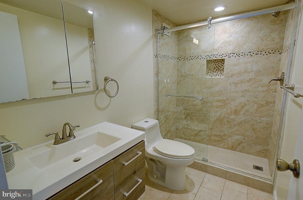 5225 Pooks Hill Road - Photo 7