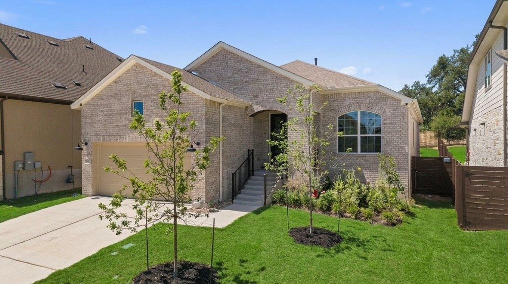 8408 Grenadier Dr - Photo 0