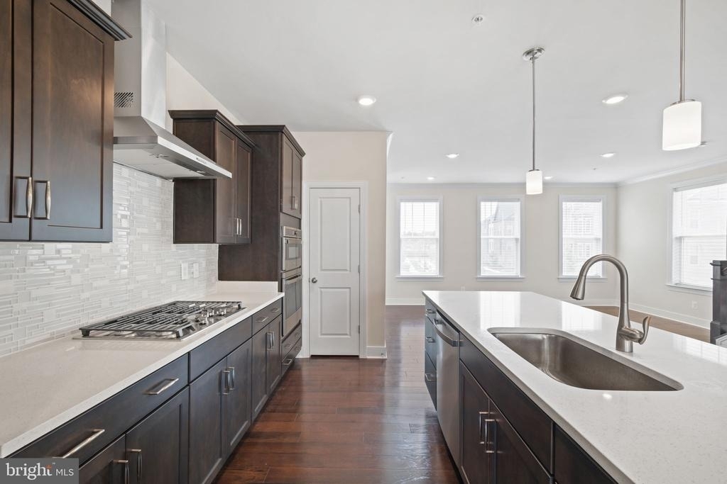 143 Rubens Drive - Photo 10