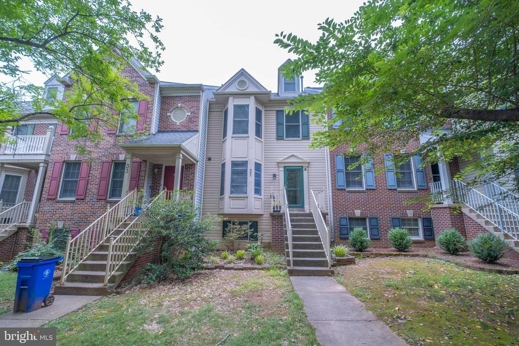 31 Steeple Court - Photo 1