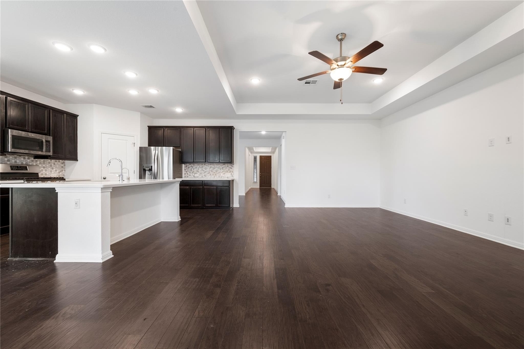 5146 Veranda Ter - Photo 14