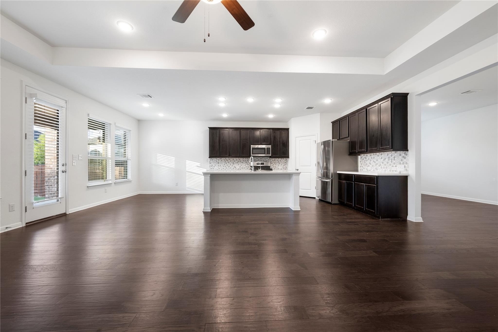 5146 Veranda Ter - Photo 16