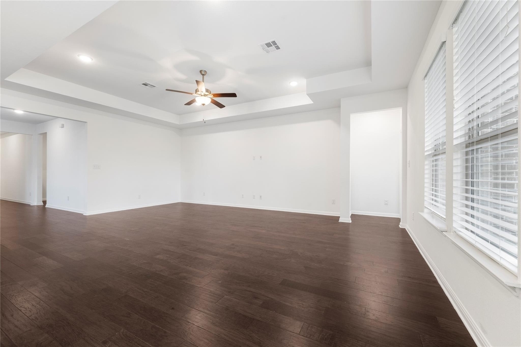 5146 Veranda Ter - Photo 12