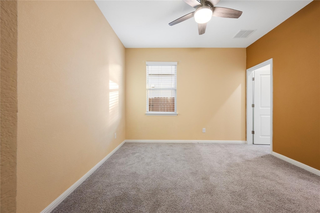 5146 Veranda Ter - Photo 34