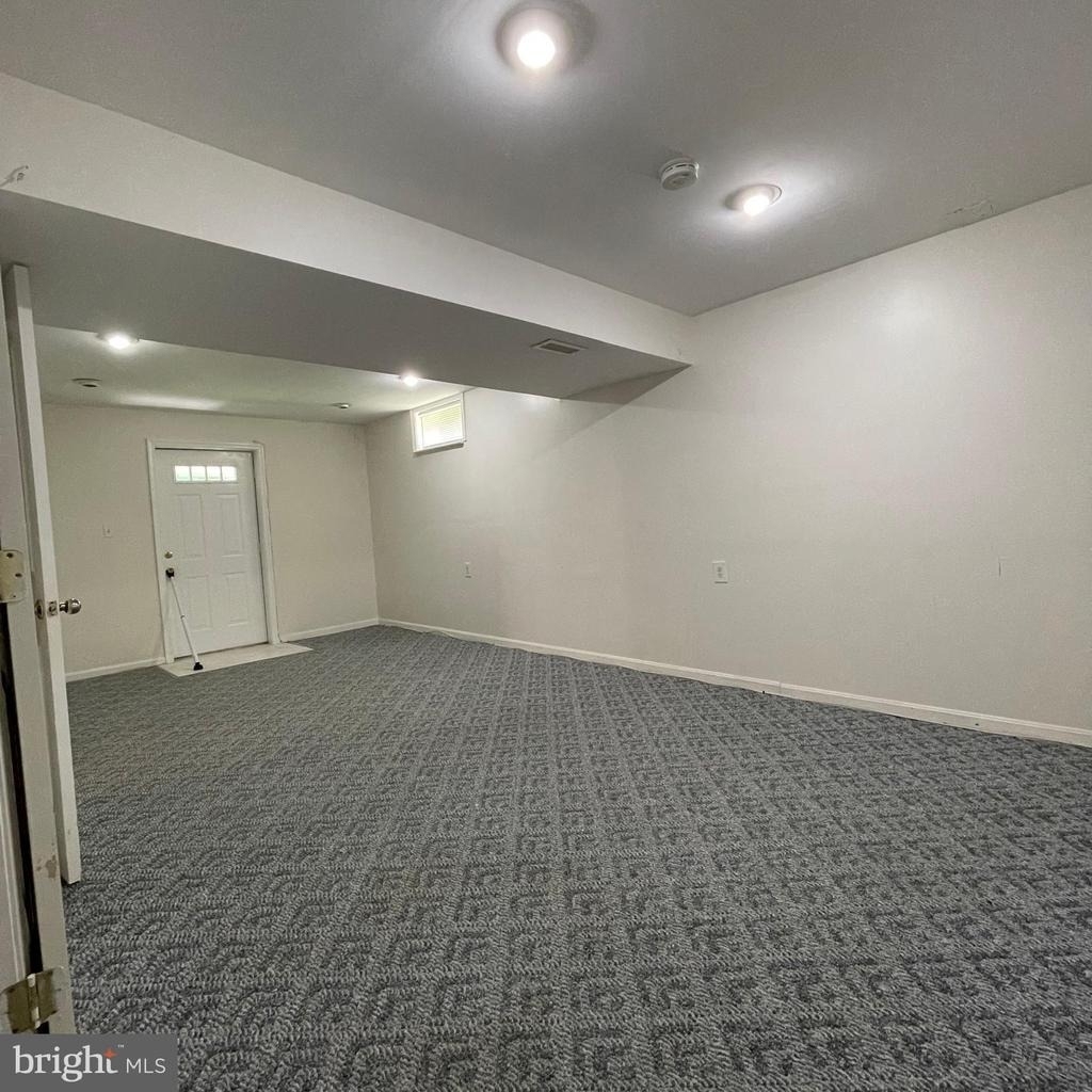 8346 Lincoln Drive - Photo 23