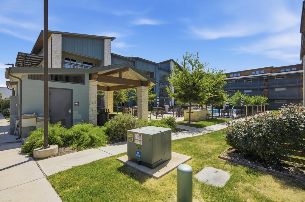 4704 Sunset Trl - Photo 31