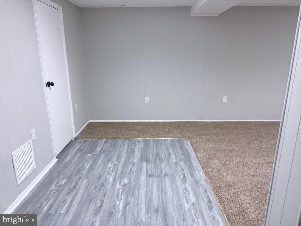 5833 Diggers Lane - Photo 18