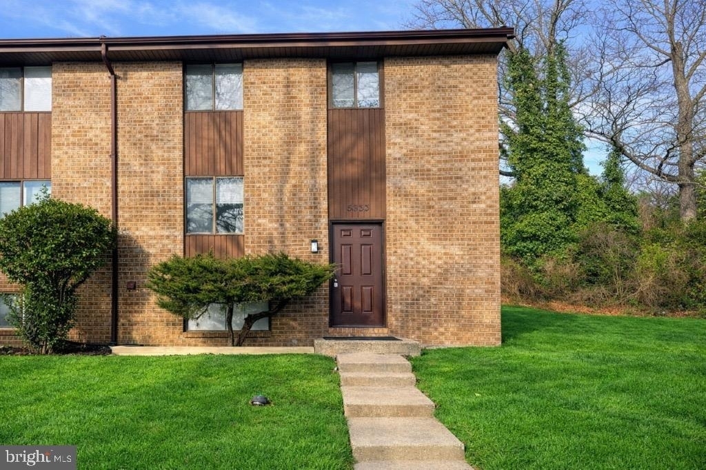 5833 Diggers Lane - Photo 3