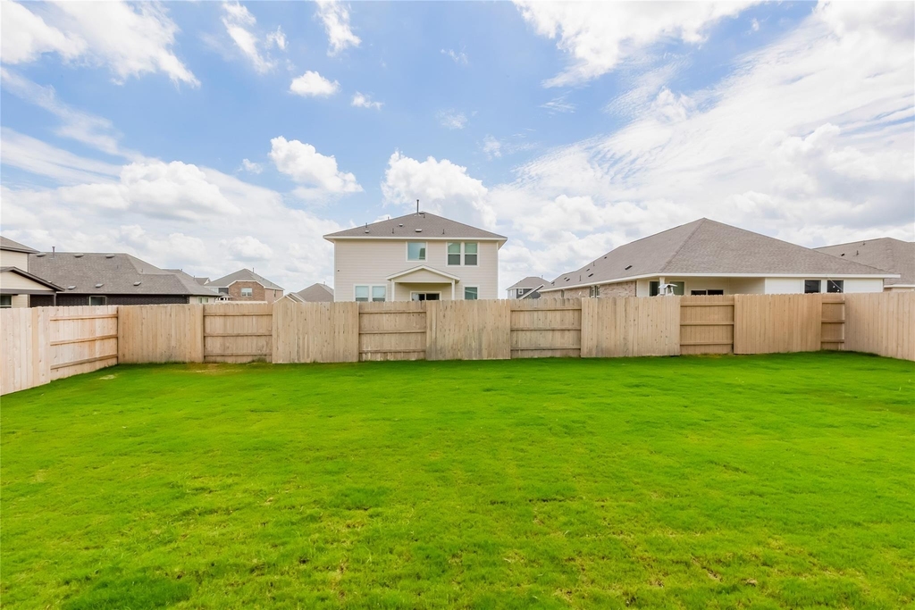 133 Silverleaf Spur - Photo 29