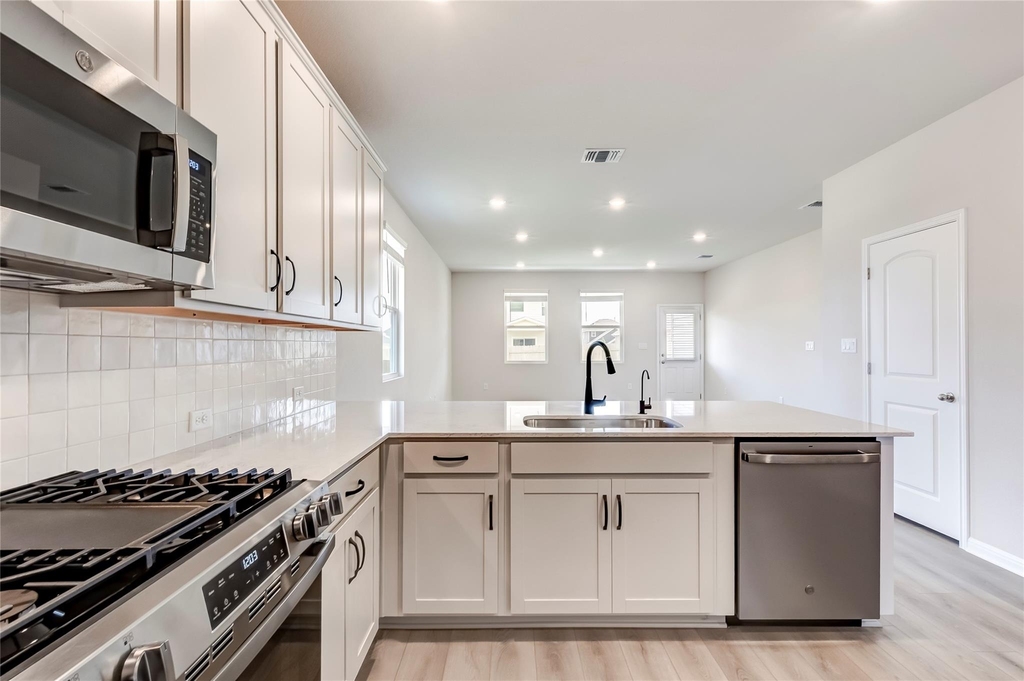133 Silverleaf Spur - Photo 13