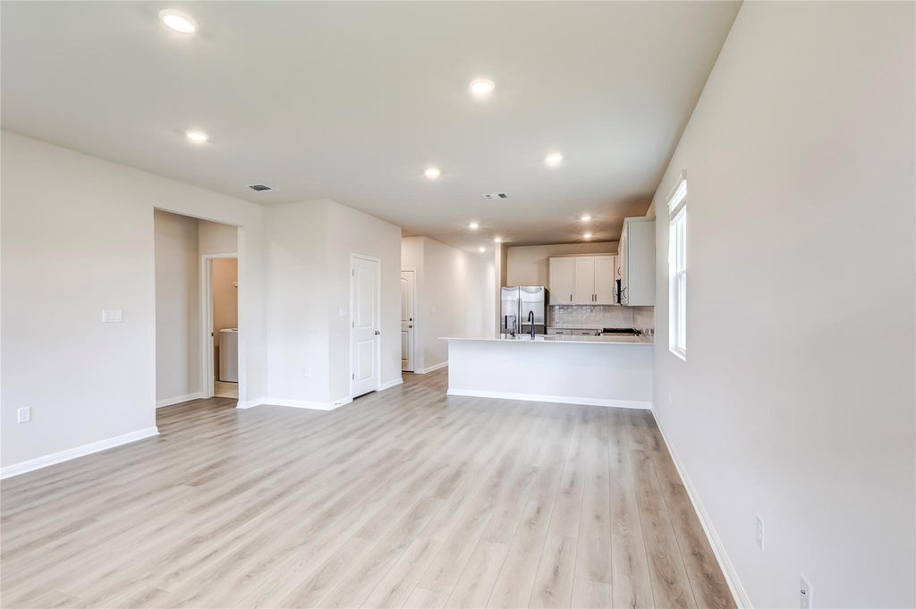 133 Silverleaf Spur - Photo 7