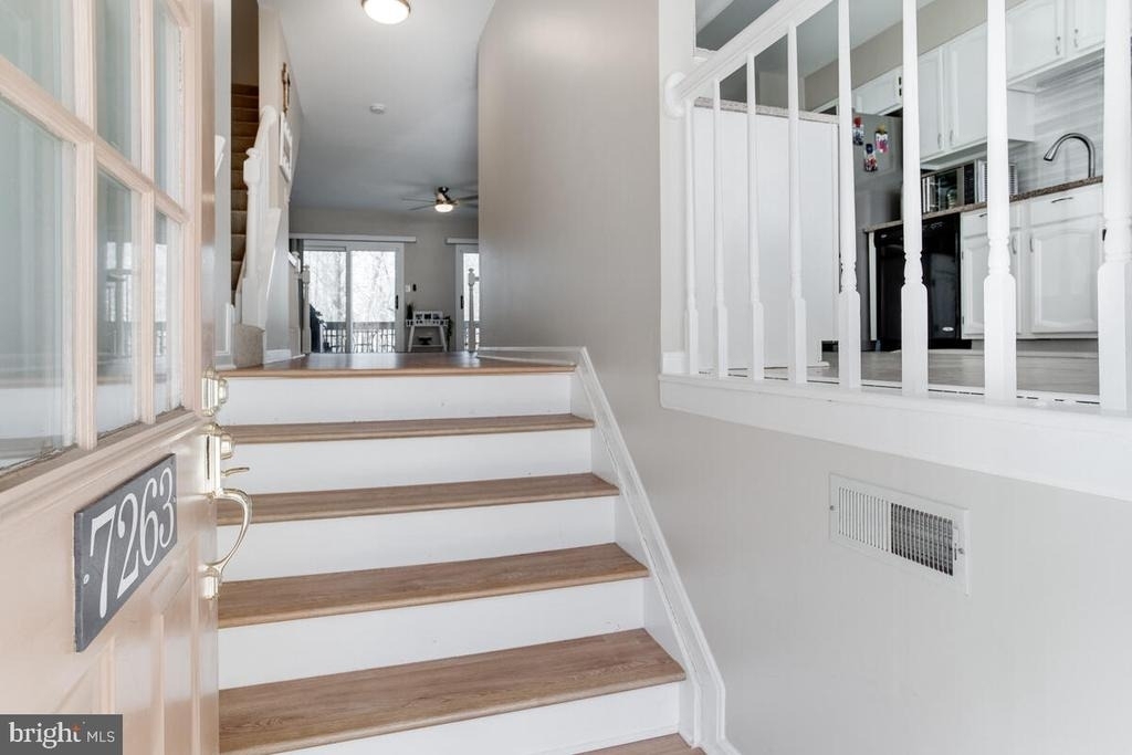 7263 Swan Point Way - Photo 4