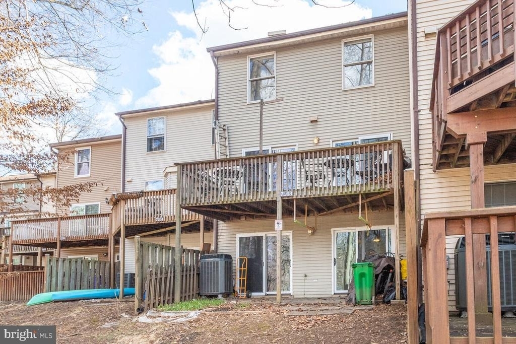7263 Swan Point Way - Photo 36