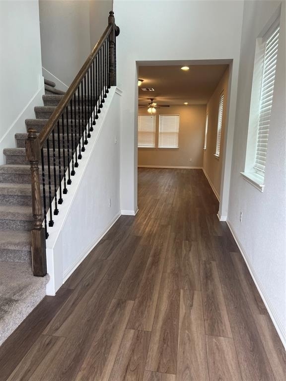3201 College Park Dr - Photo 2