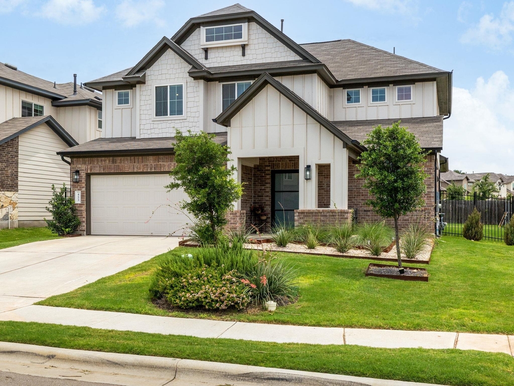 453 Arrowhead Vine St - Photo 0