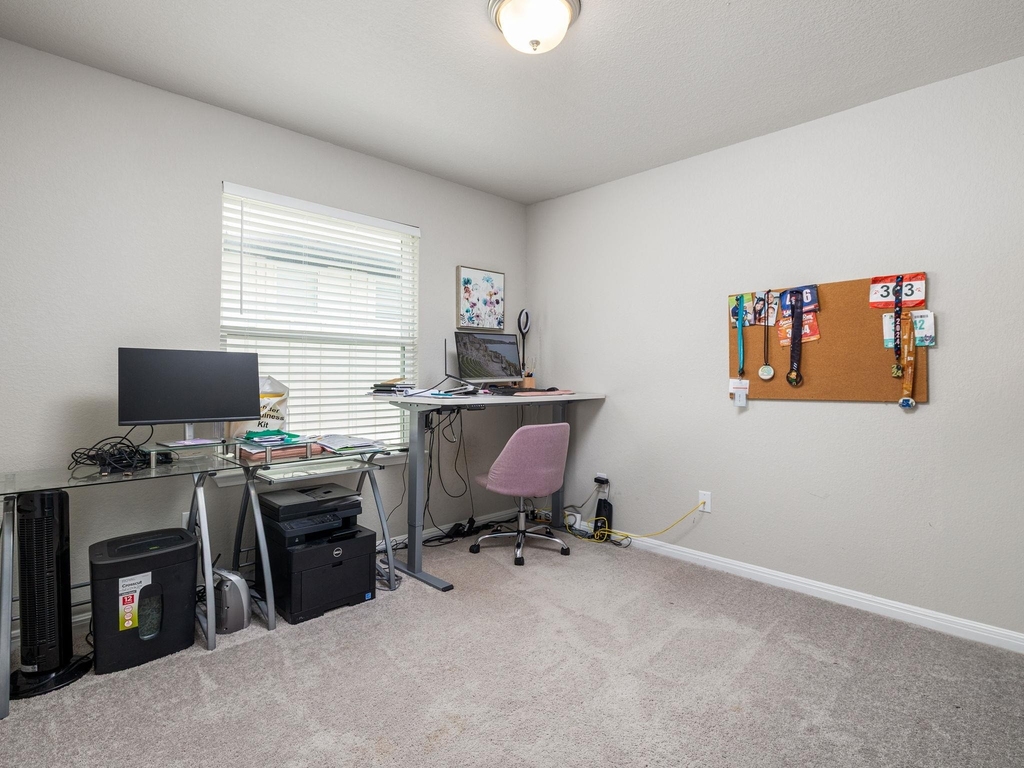 453 Arrowhead Vine St - Photo 19