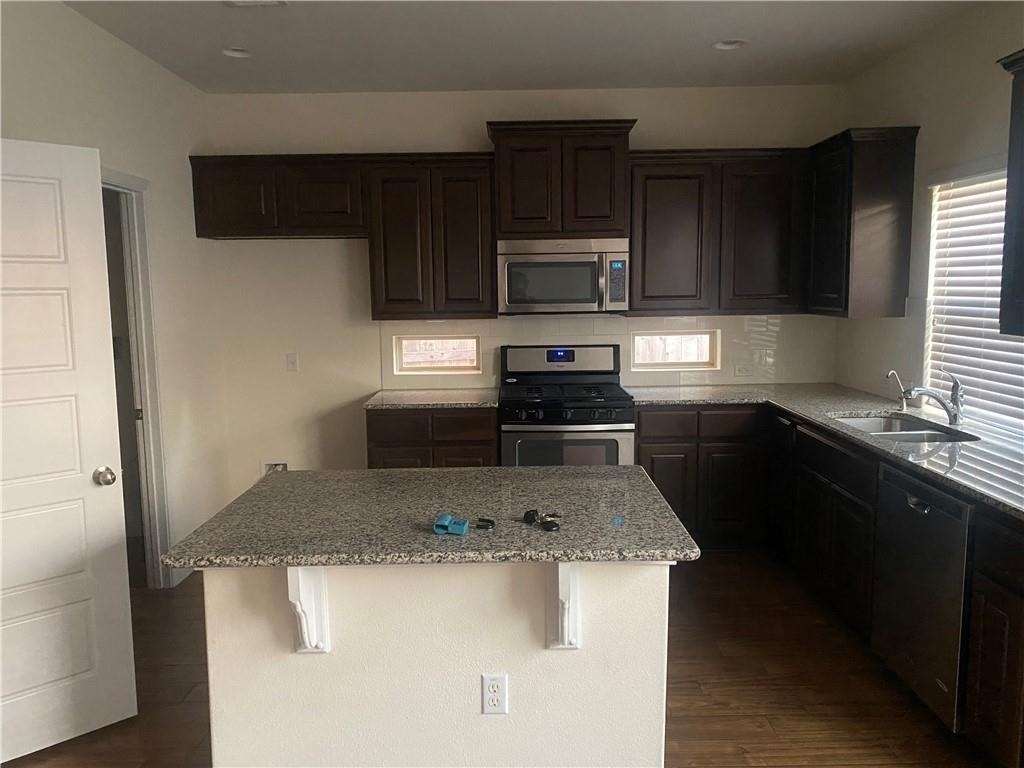 9504 Hunter Ln - Photo 2