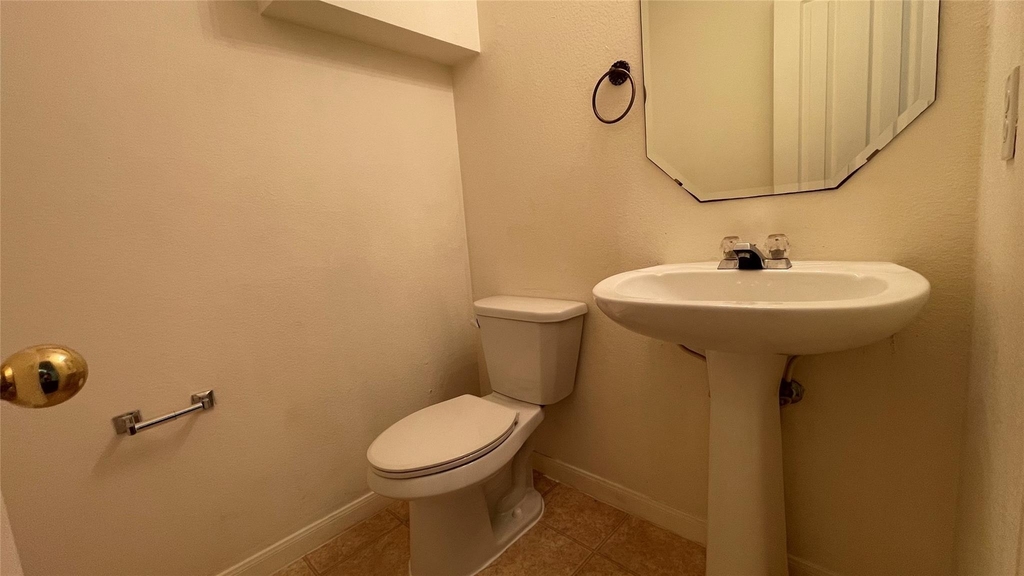 5320 Mabry Ct - Photo 11