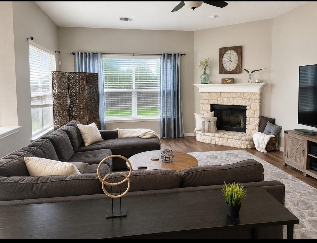 2304 Kristen Ln - Photo 3