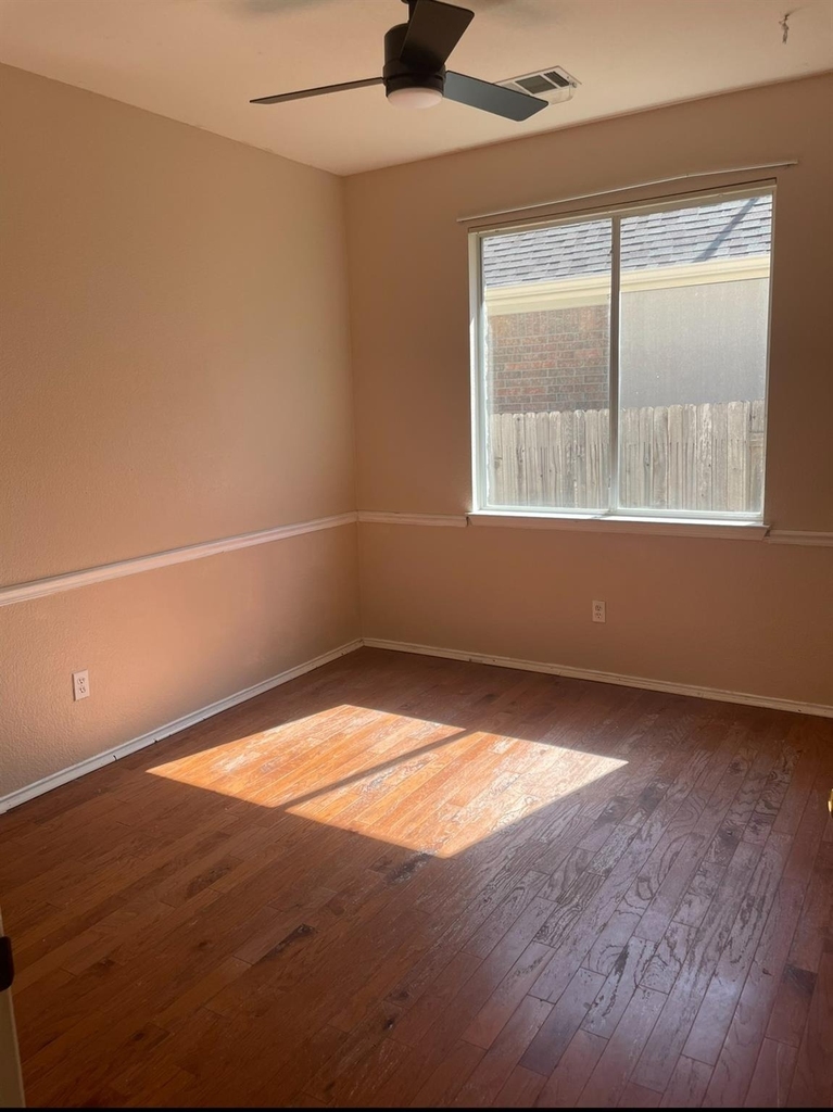 2304 Kristen Ln - Photo 16