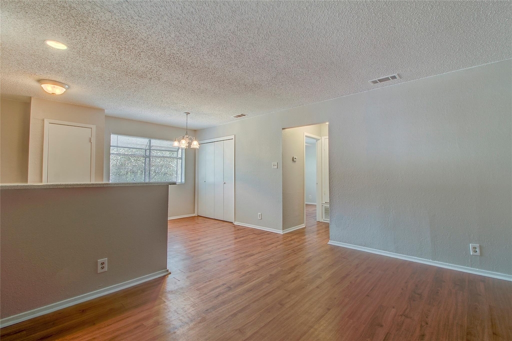 400 Hedgewood Dr - Photo 7