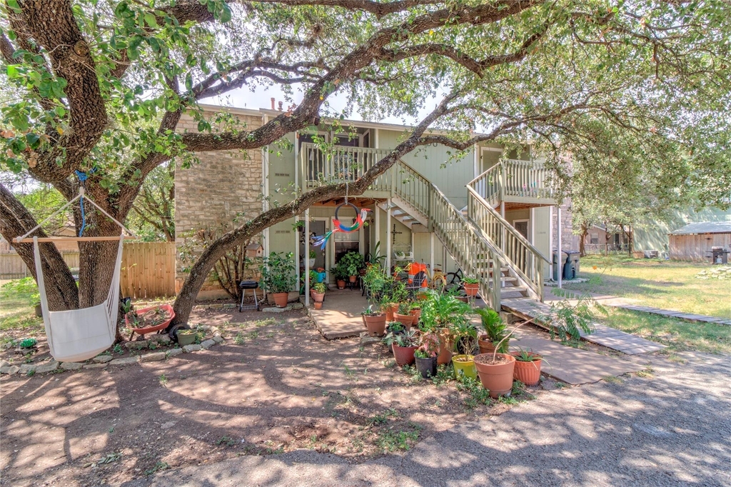 400 Hedgewood Dr - Photo 2