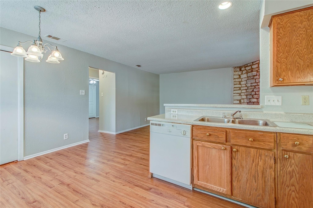 400 Hedgewood Dr - Photo 14