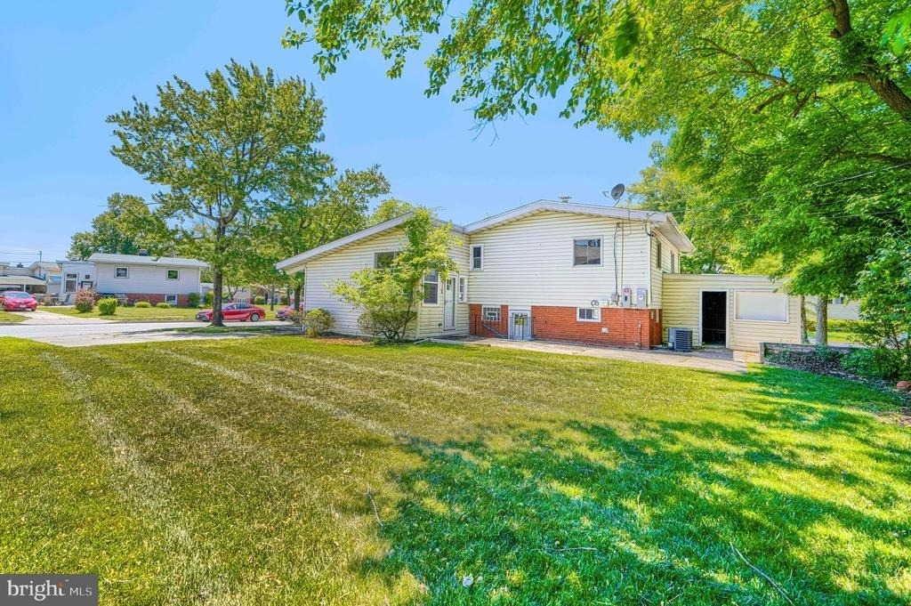 6901 Chippewa Drive - Photo 3