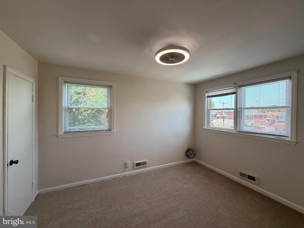 2717 Creston Road - Photo 18