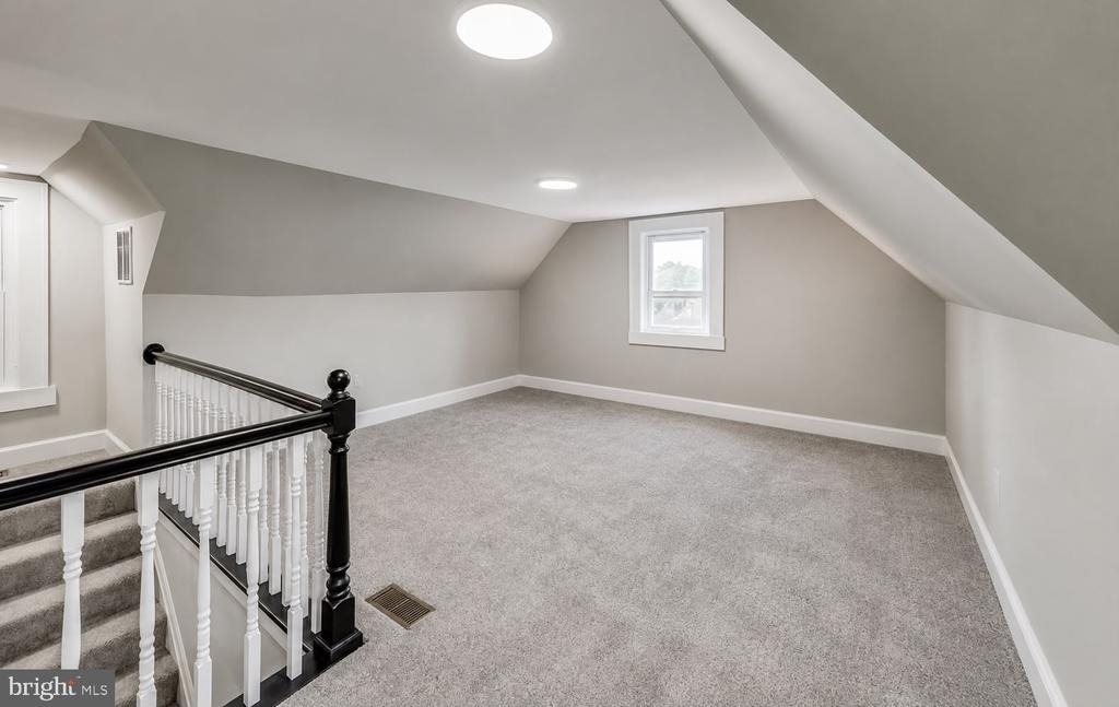 3715 Gwynn Oak Avenue - Photo 4