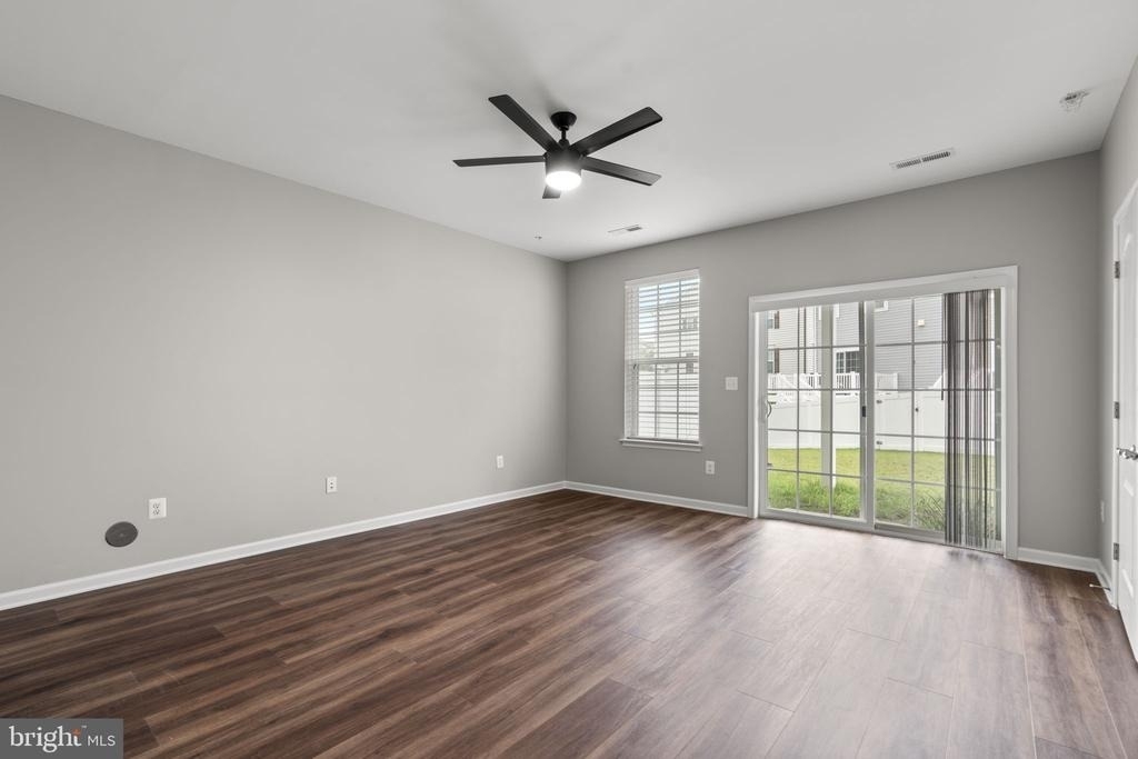 9442 Adelaide Lane - Photo 26