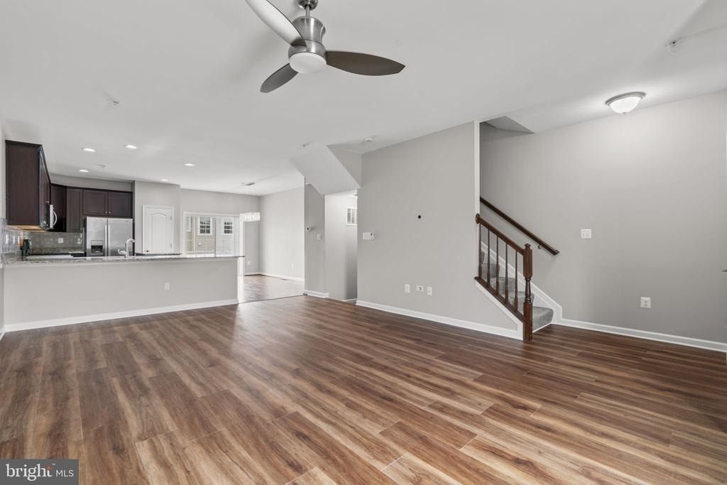 9442 Adelaide Lane - Photo 4
