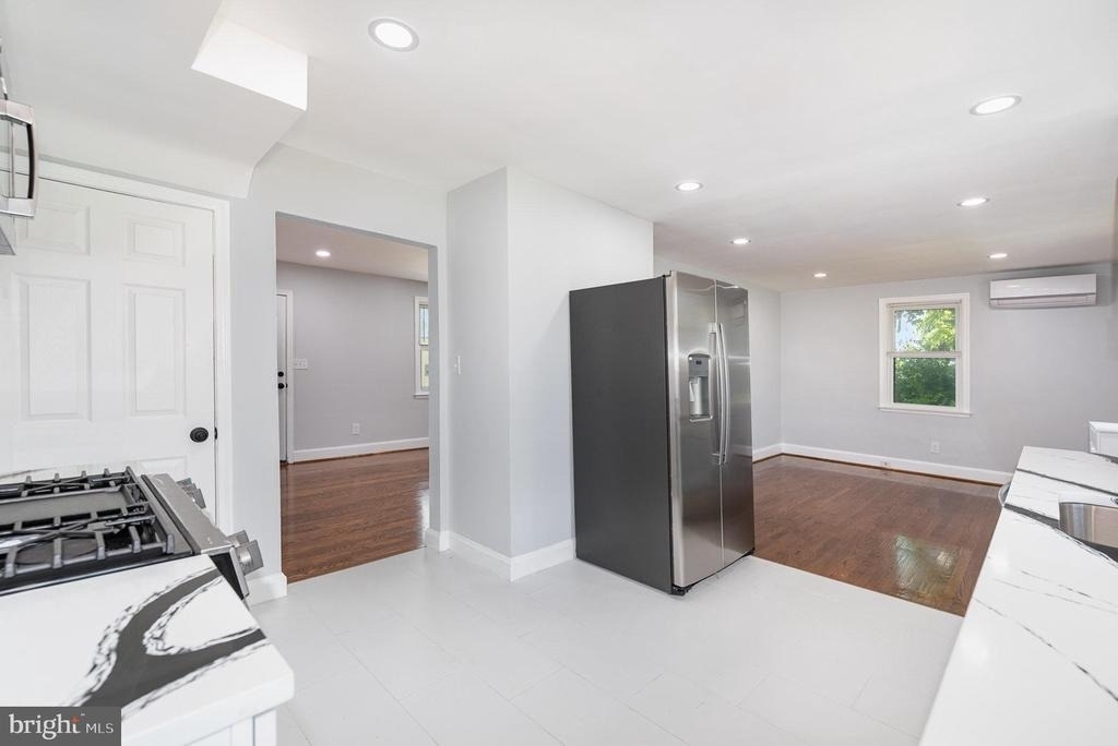 6301 Liberty Road - Photo 8