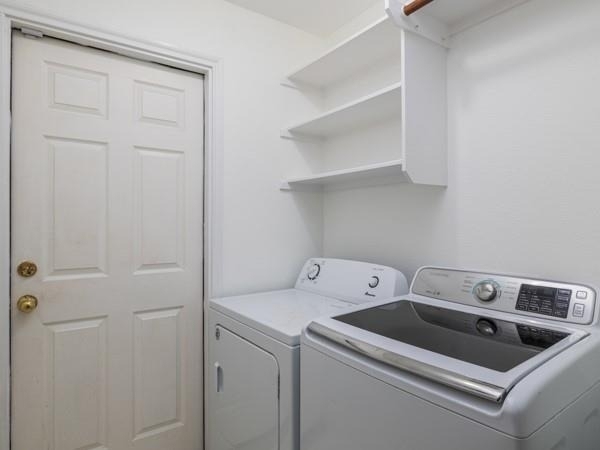 536 W Metcalfe St - Photo 9