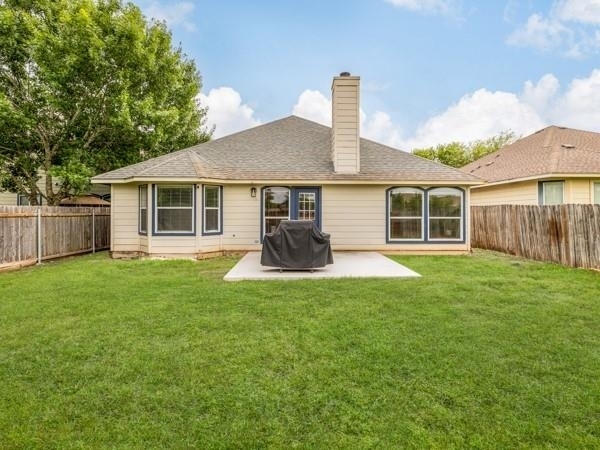 536 W Metcalfe St - Photo 2