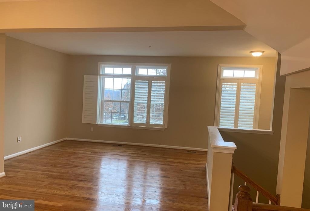 9325 Paragon Way - Photo 17
