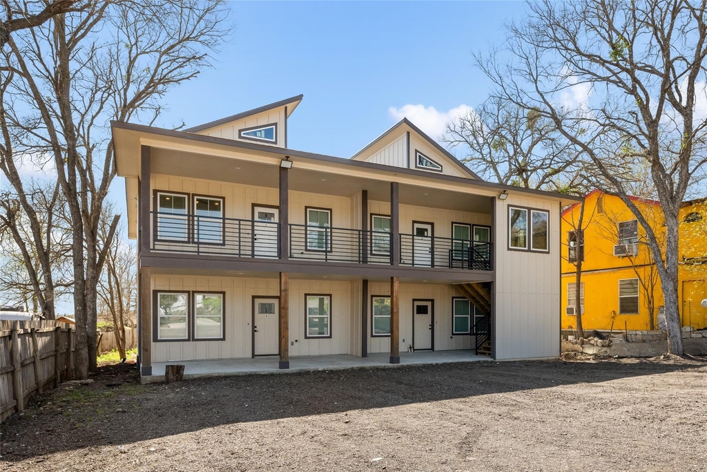 15407 Armstrong Ave - Photo 1