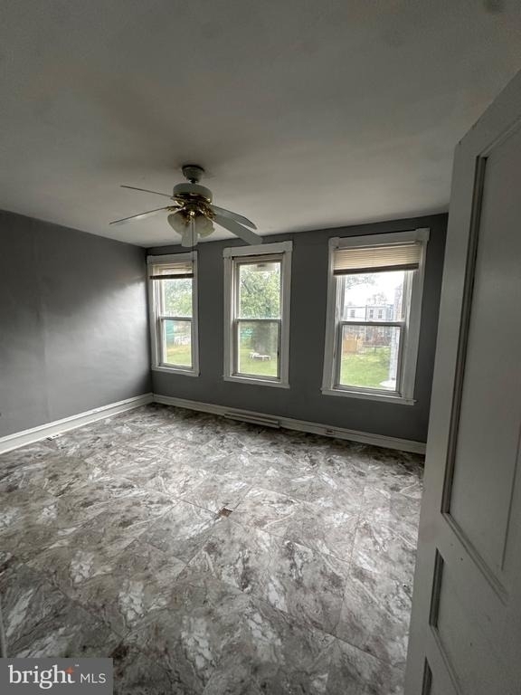 2019 Rayner Avenue - Photo 2