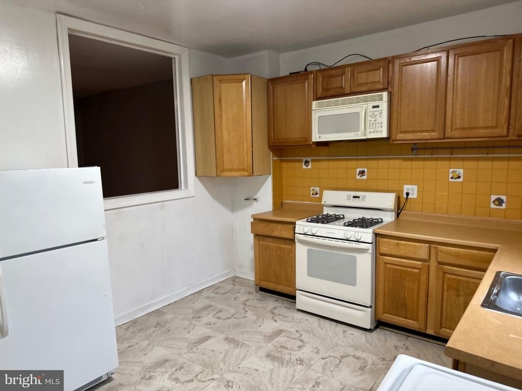 2019 Rayner Avenue - Photo 7