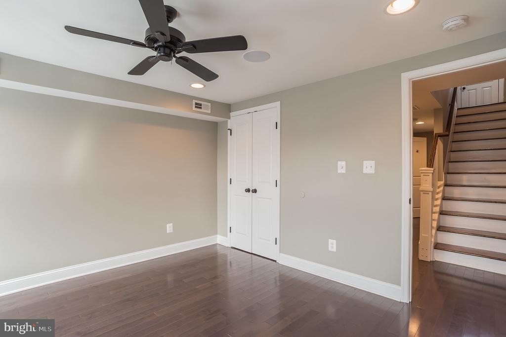 2038 Gough Street - Photo 16