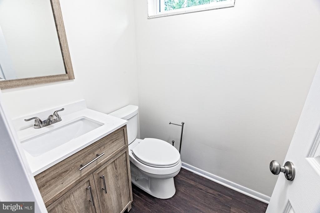 581 Hemingway Drive - Photo 11