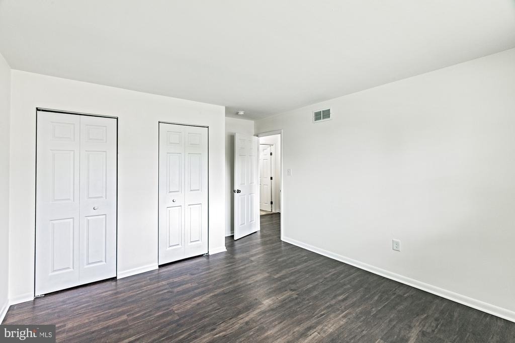 581 Hemingway Drive - Photo 6