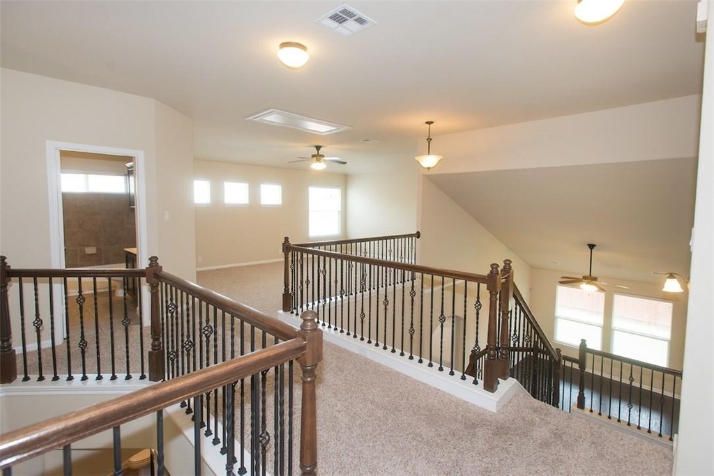 1902 Laminar Creek Rd - Photo 16