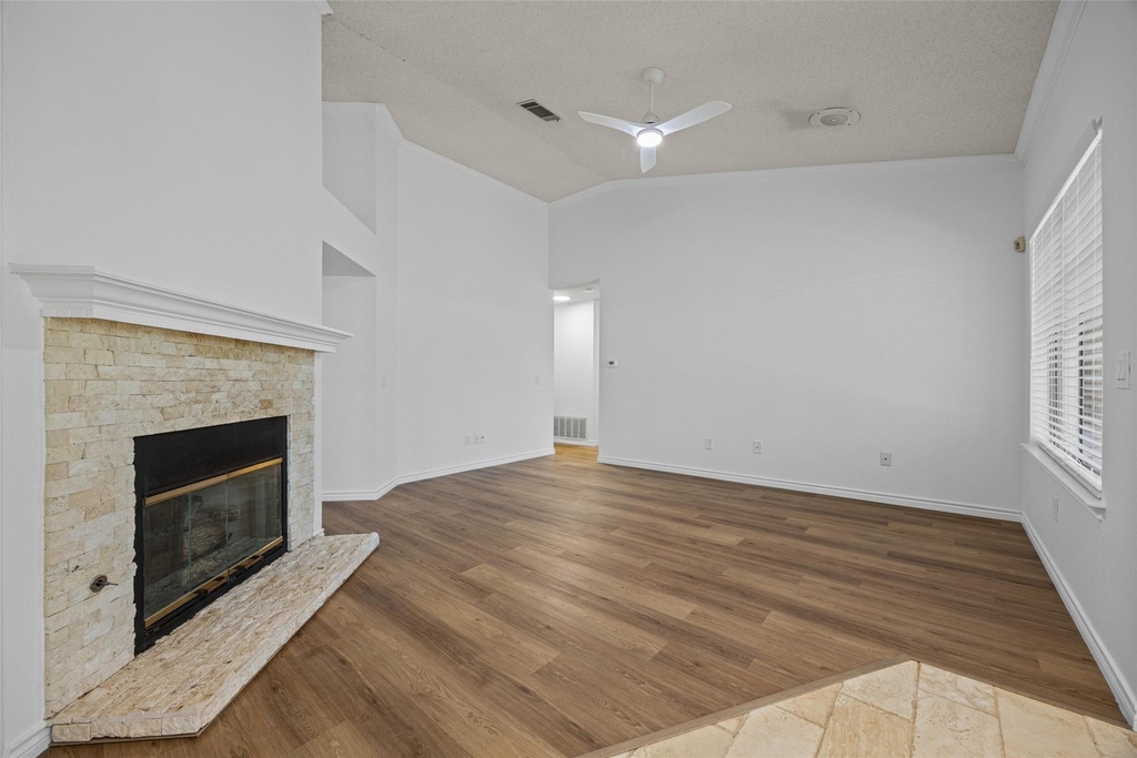 8417 Cornerwood Dr - Photo 14