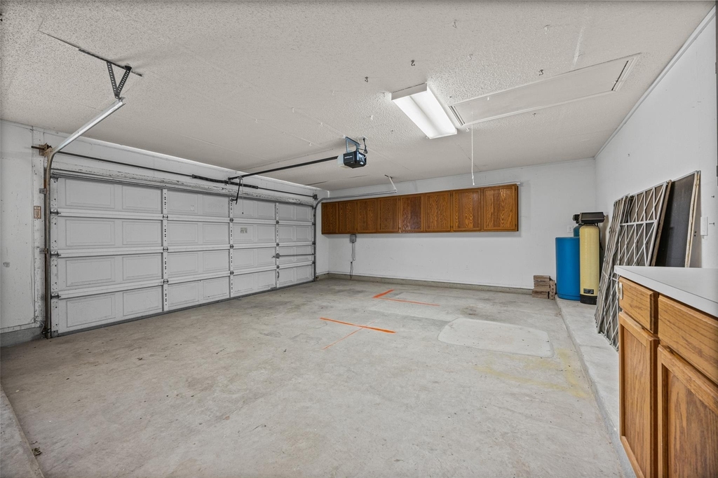 8417 Cornerwood Dr - Photo 27