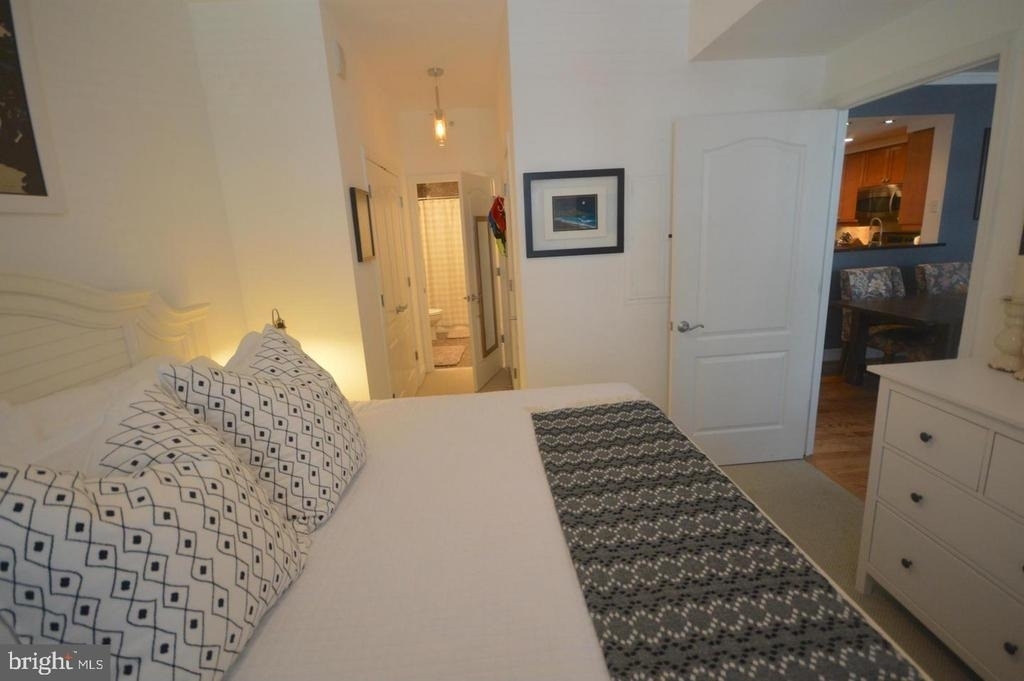 1111 11th Street Nw - Photo 16