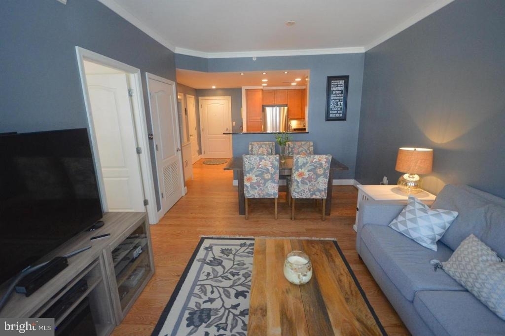 1111 11th Street Nw - Photo 2